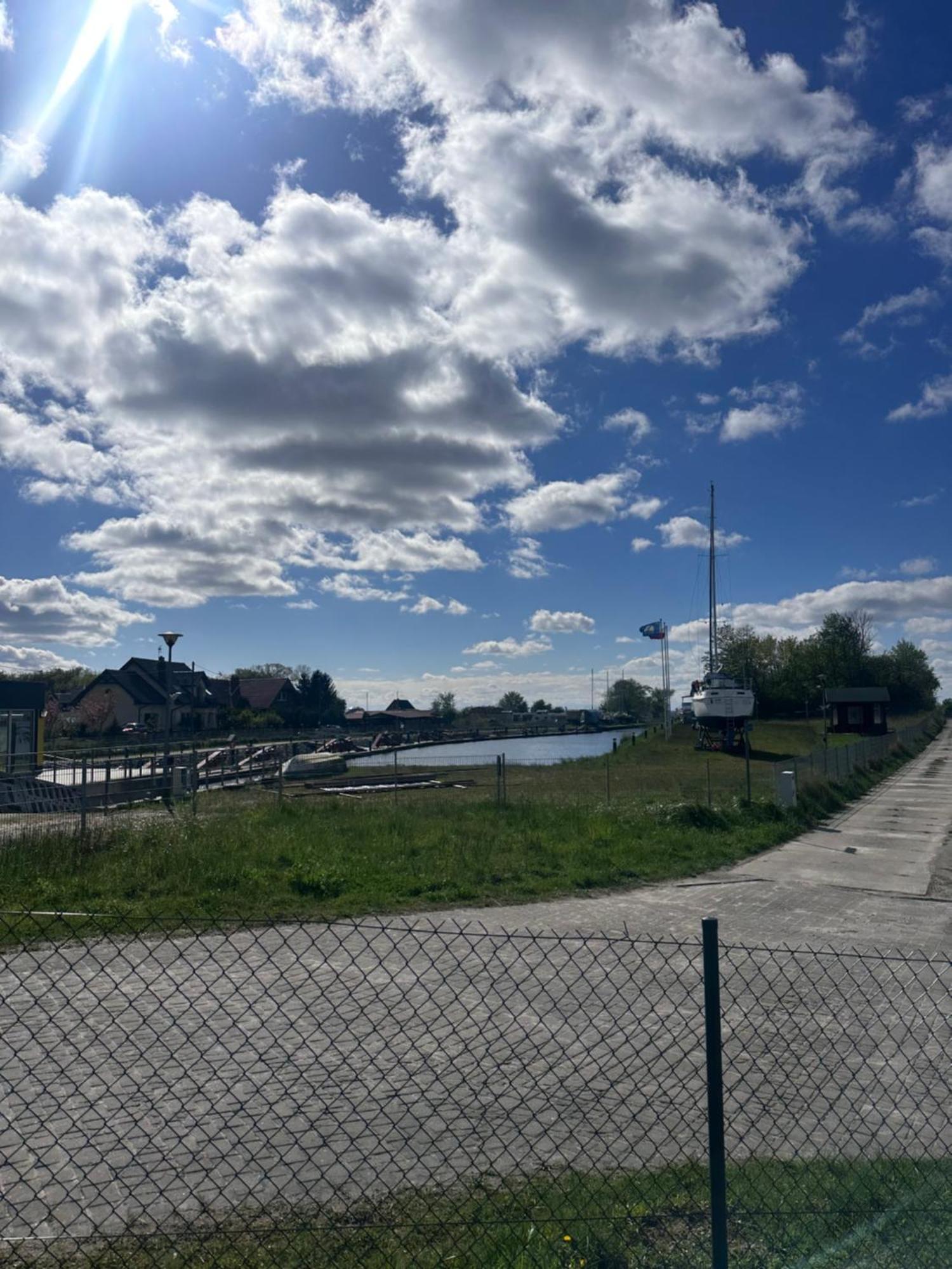Chatki Nad Wodnym Zakatkiem. Villa Wapnica  Eksteriør bilde